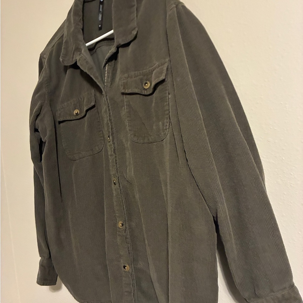 Kuhl Women's Olive Button Down Shirt XL